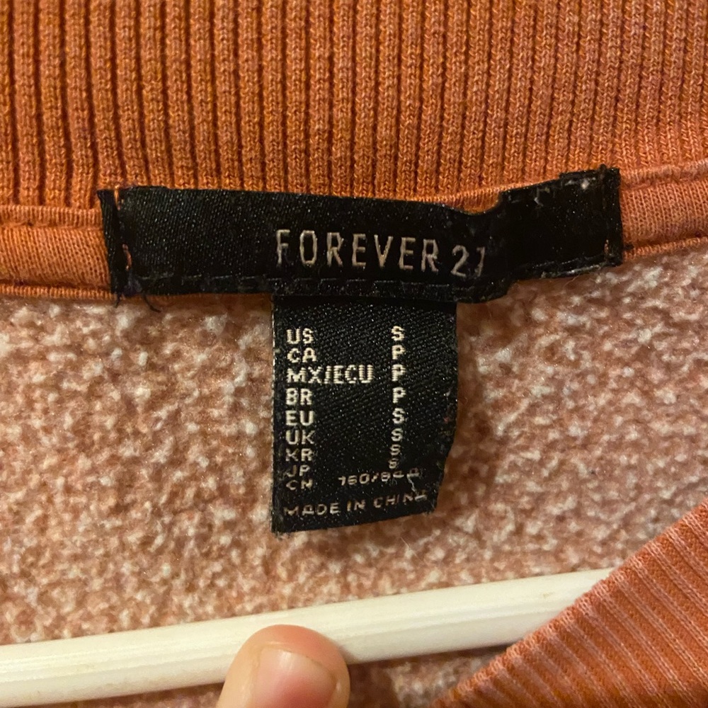 Pullover - Picture 3 of 3